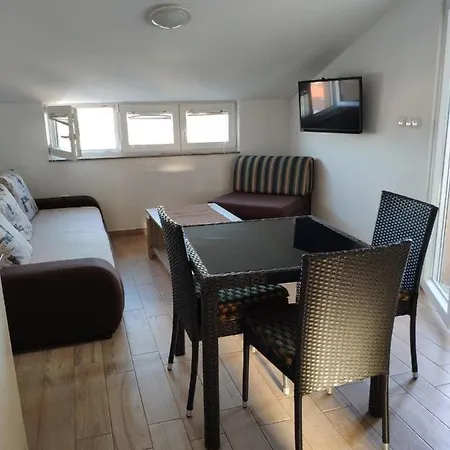 Apartment Helena Vodice